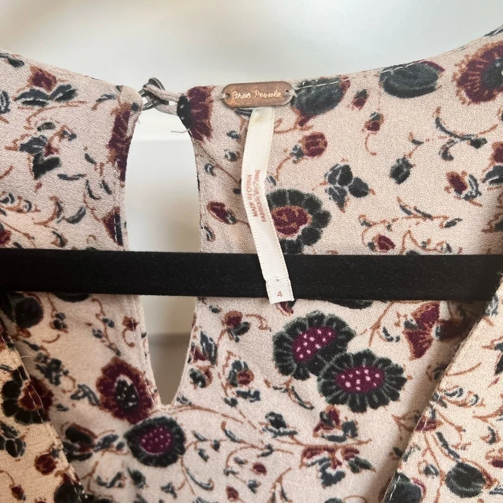 Free People ‘Some Like It Hot’ Floral Long Sleeve Wide Leg Jumpsuit (4)